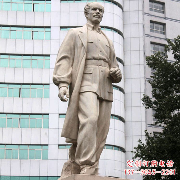 聊城“白求恩名医纪念雕塑”