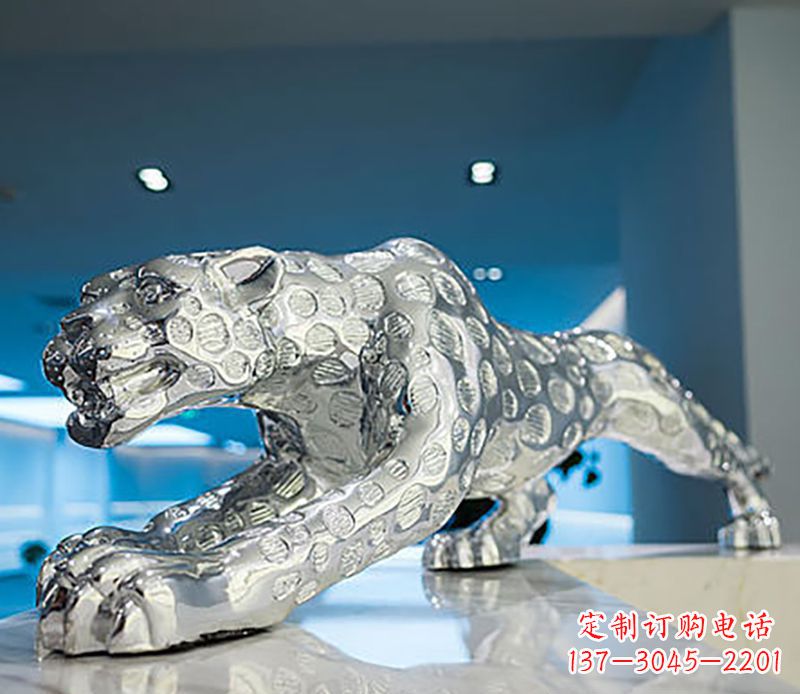 聊城豹子雕塑工艺品