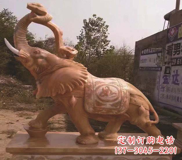 聊城大象雕塑鼻卷如意