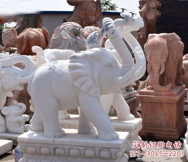聊城“优雅大象”汉白玉雕塑