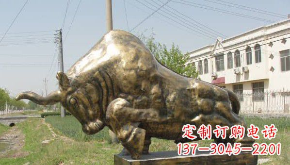 聊城黄铜斗牛雕像