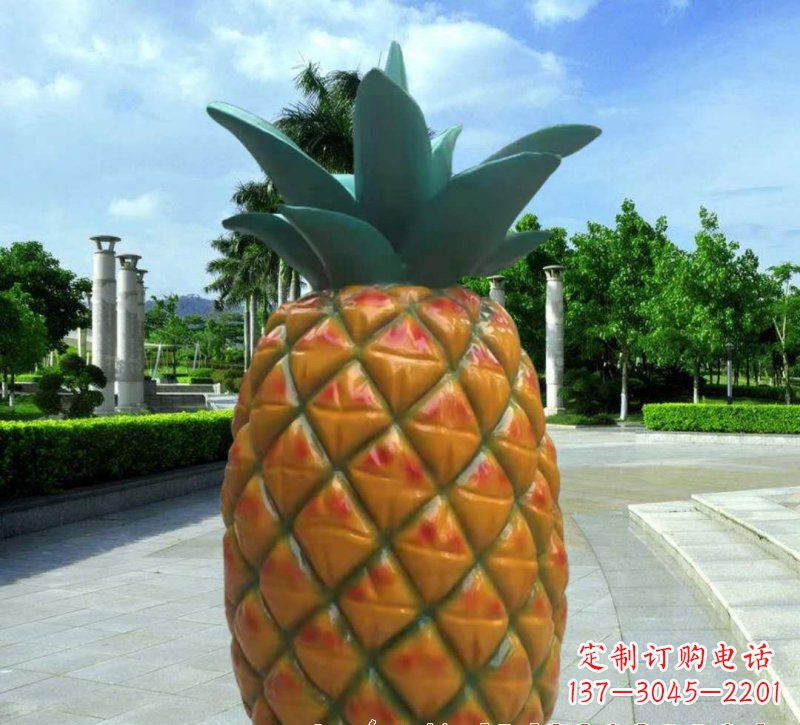 聊城玻璃钢菠萝灯