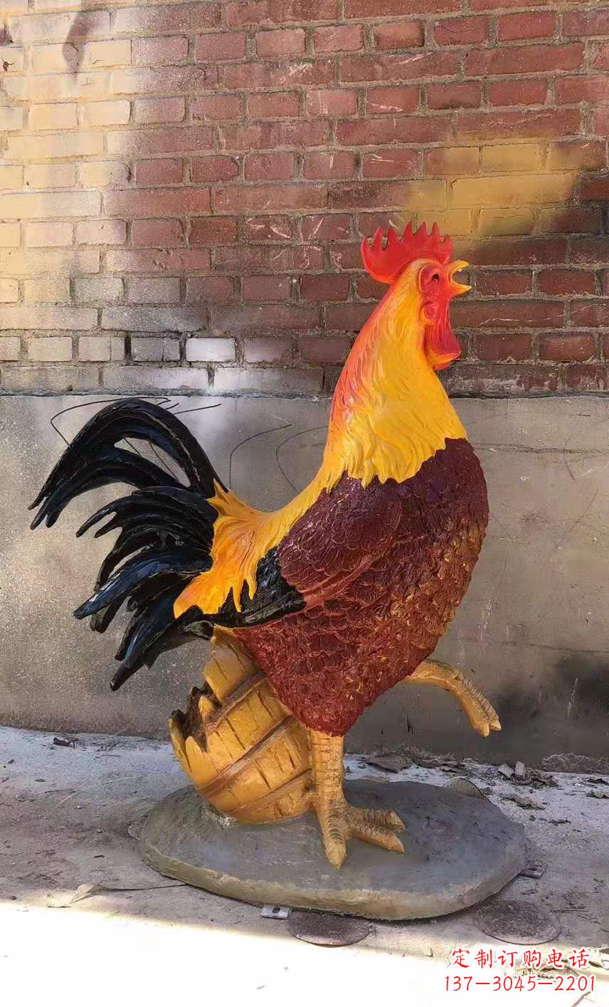 聊城玻璃钢公鸡雕塑