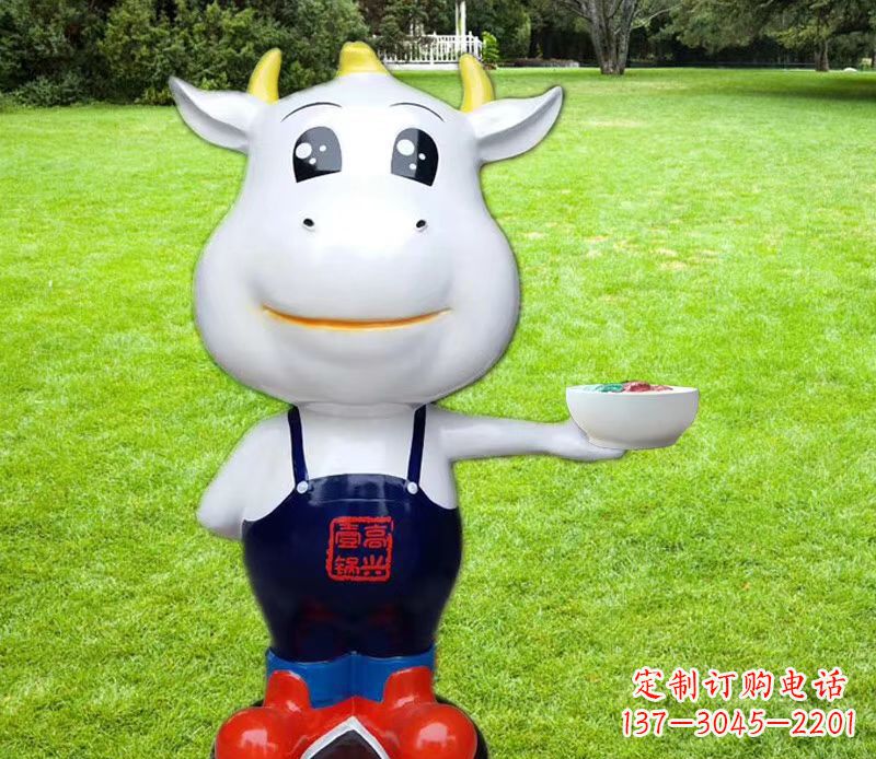 聊城玻璃钢制作的牛雕塑