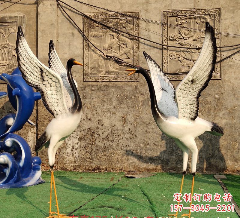 聊城仙鹤雕塑玻璃钢的艺术之美