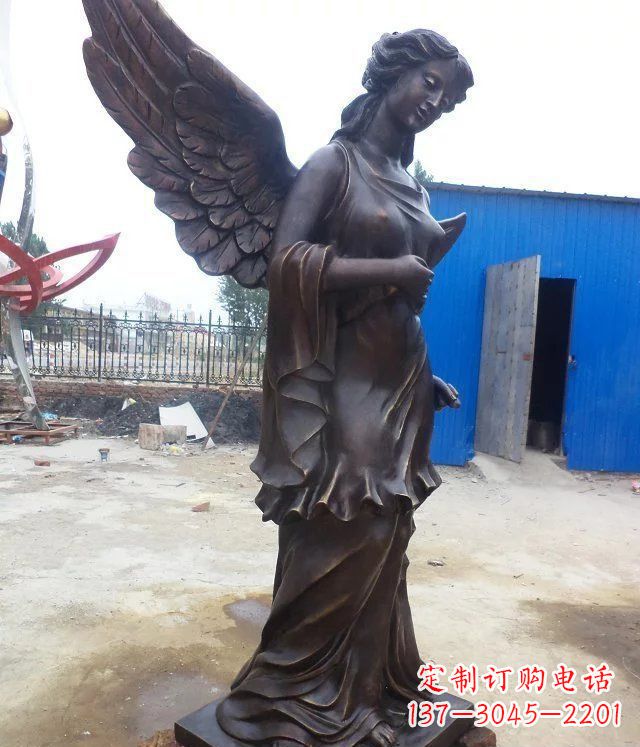 聊城玻璃钢仿铜欧式女人雕塑