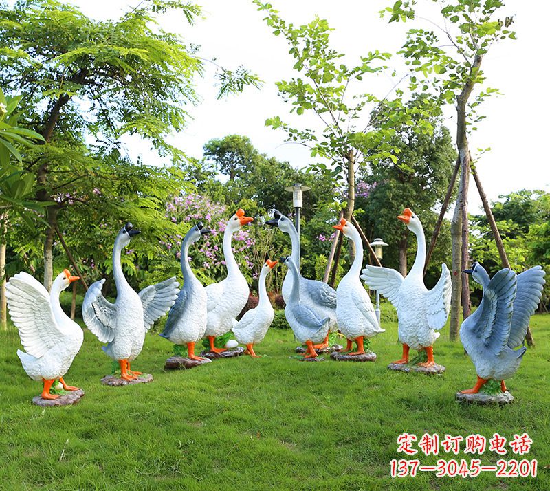 聊城玻璃钢雕刻的精美鹅