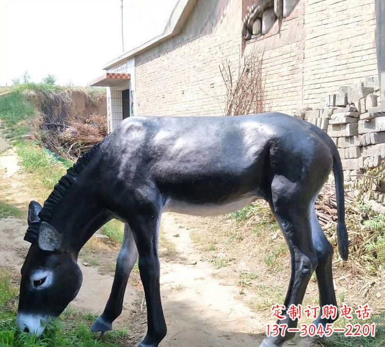 聊城玻璃钢雕刻毛驴，传承传统文化