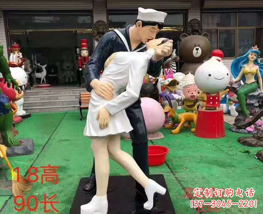 聊城玻璃钢情侣雕塑——浪漫婚庆景观