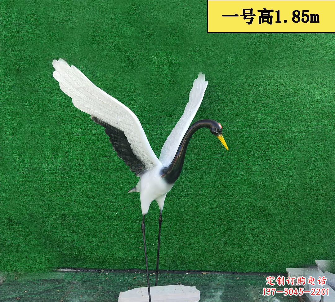 聊城仙鹤雕塑玻璃钢仿真景观动物雕塑