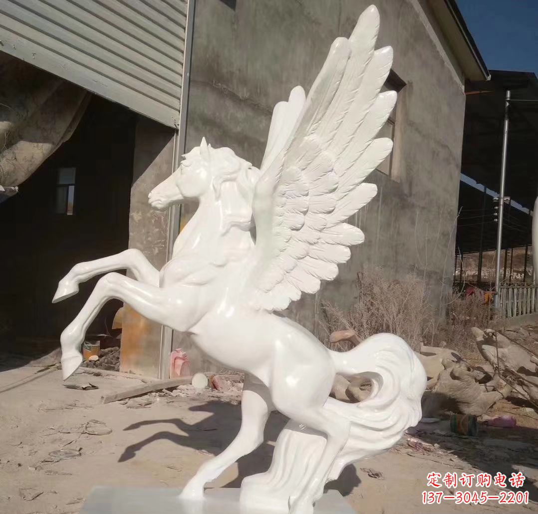聊城玻璃钢飞马雕塑动物雕塑精彩之旅
