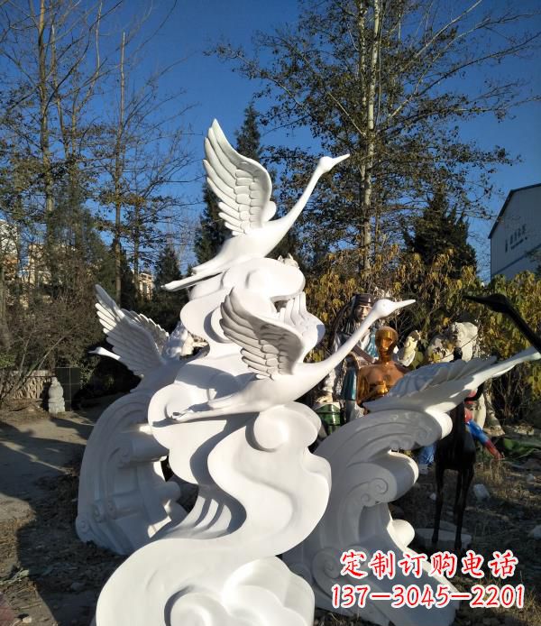 聊城玻璃钢天鹅雕塑