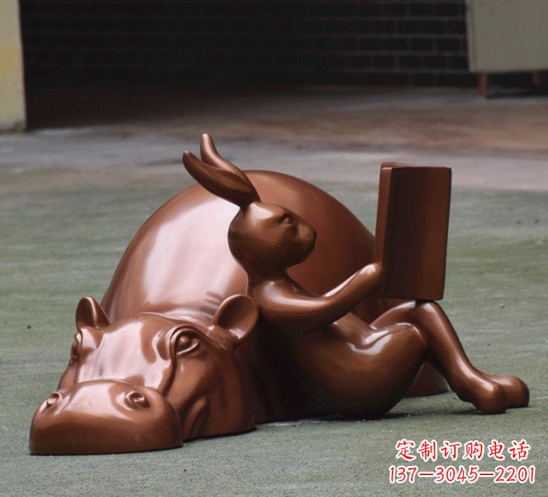 聊城玻璃钢河马雕塑——给环境添彩