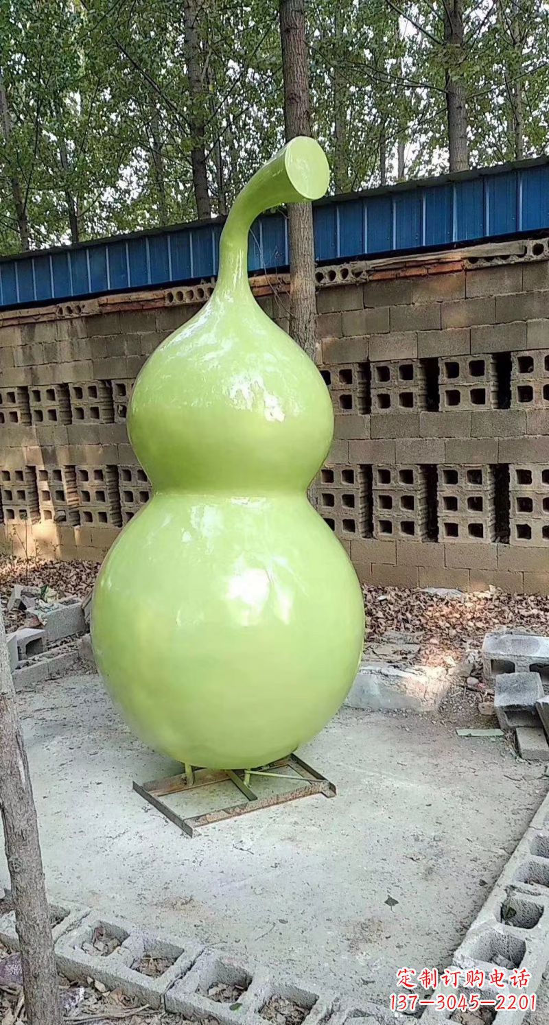 聊城玻璃钢葫芦雕塑艺术性与实用性的完美结合