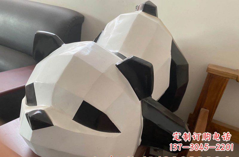 聊城玻璃钢熊猫雕塑