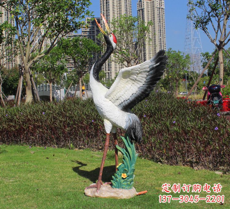 聊城仙鹤雕塑玻璃钢的艺术之美