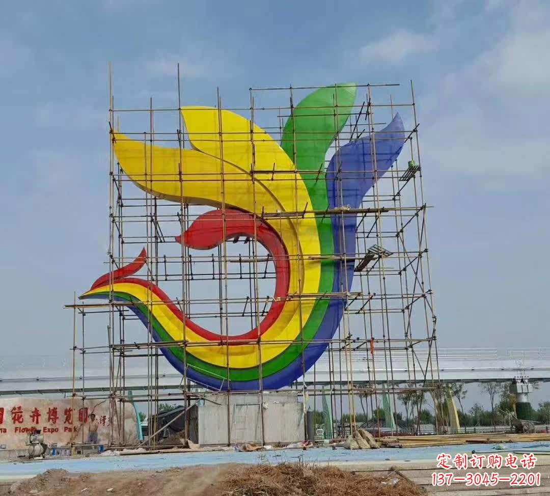 聊城不锈钢彩色凤凰雕塑传承文化,融合美感