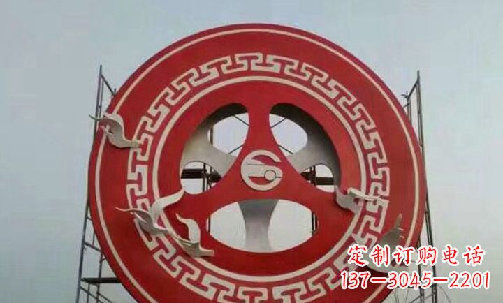 聊城不锈钢齿轮雕塑象征着时代进步