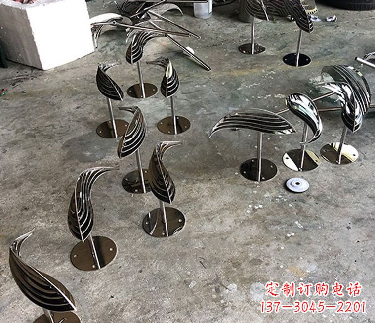 聊城精美不锈钢动物雕塑