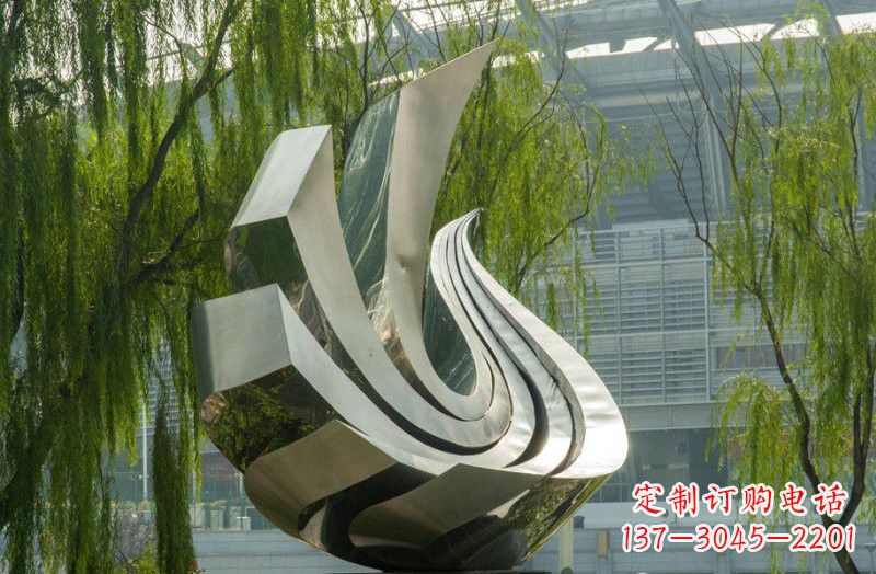 聊城不锈钢和平鸽雕塑象征和平与信仰