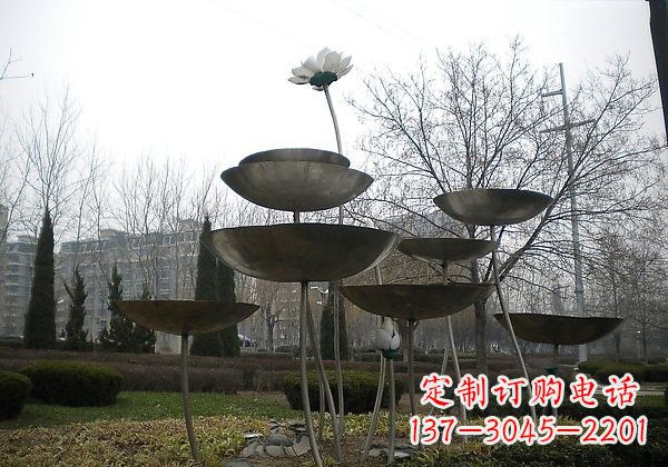 聊城不锈钢荷花雕塑浪漫与优雅的融合