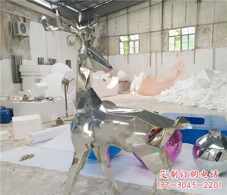 聊城不锈钢梅花鹿雕塑