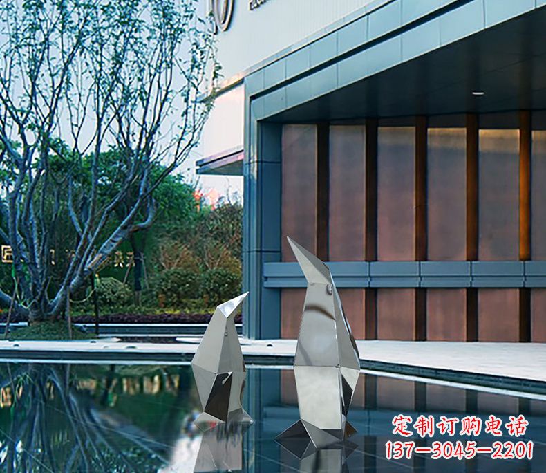 聊城不锈钢企鹅雕塑一件来自大自然的艺术品