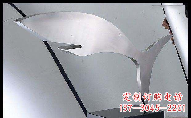 聊城精美不锈钢鲸鱼雕塑