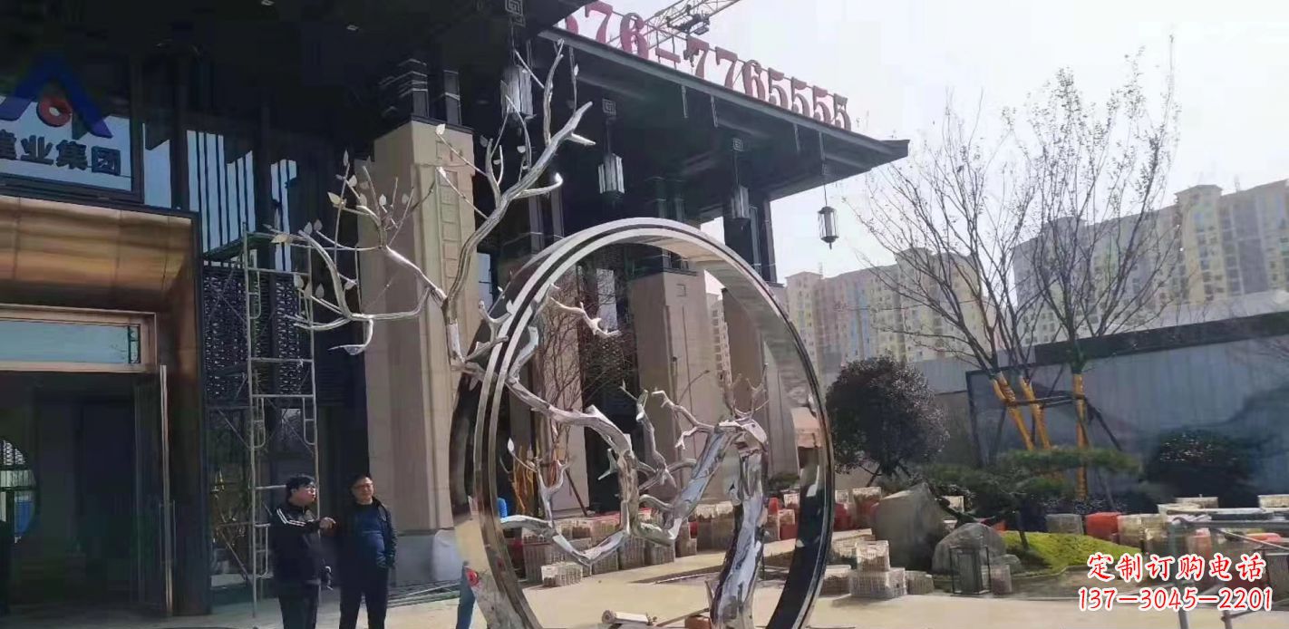 聊城不锈钢抽象镜面圆环雕塑