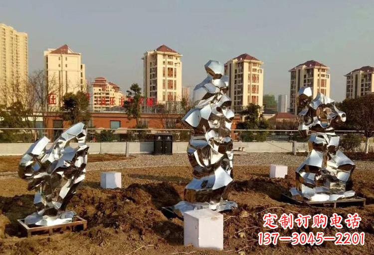 聊城不锈钢太湖石雕塑给人以美的视觉体验