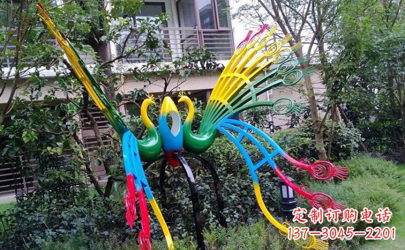 聊城不锈钢孔雀雕塑——精美的艺术品