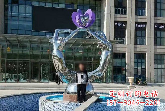 聊城不锈钢抽象女孩雕塑