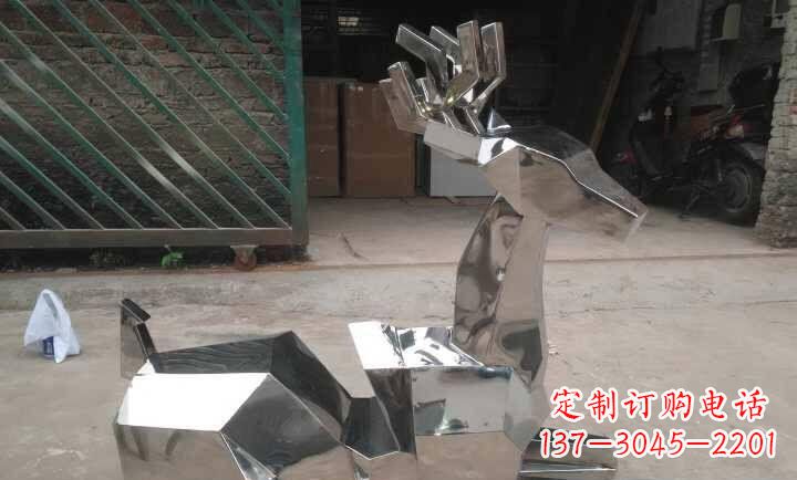 聊城不锈钢鹿雕塑艺术之美