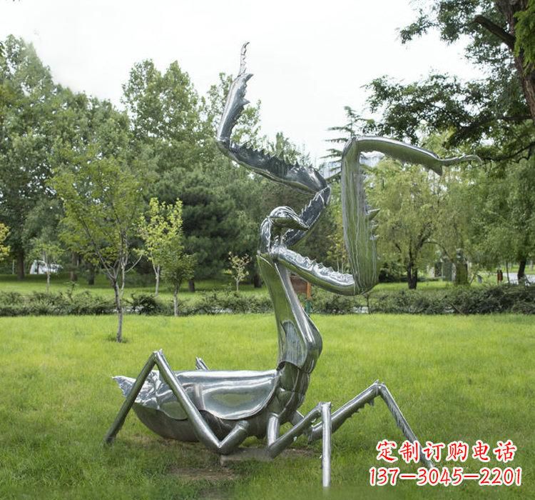 聊城不锈钢螳螂雕塑精雕细琢的艺术瑰宝