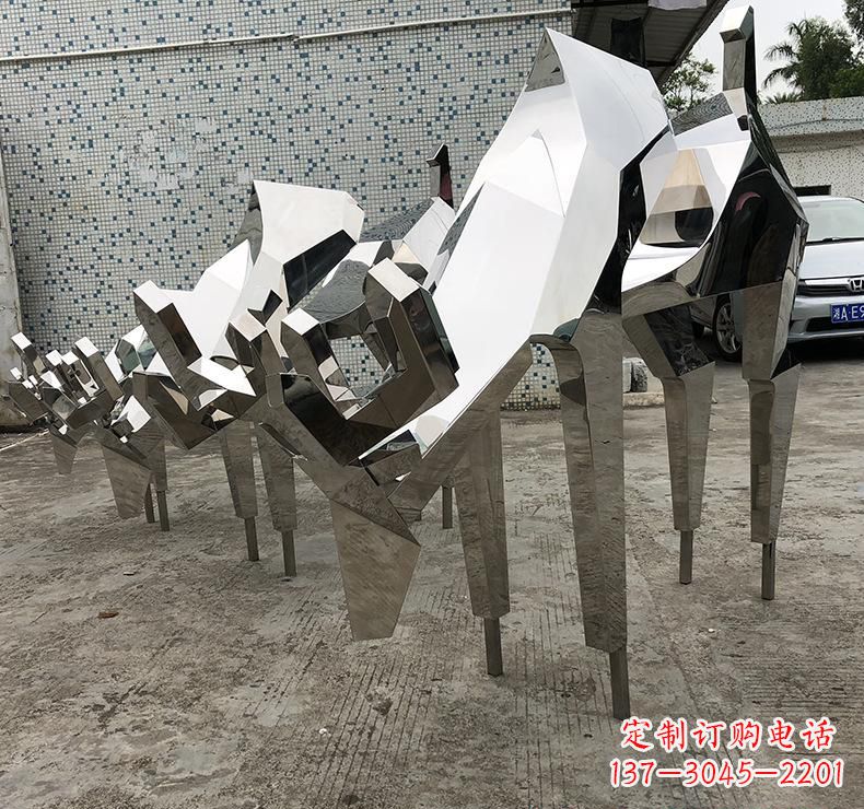 聊城不锈钢小鹿雕塑把自然美景带入家中