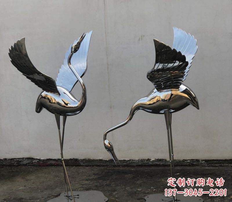 聊城不锈钢锻造仙鹤雕塑精美的艺术品