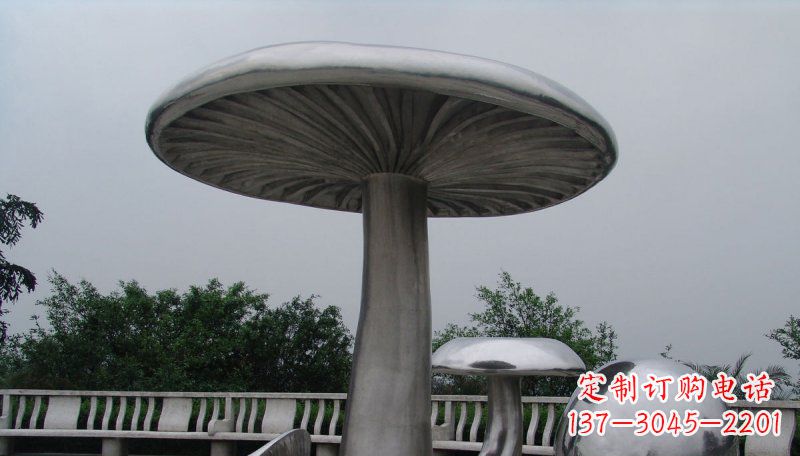 聊城不锈钢仿真蘑菇凉亭雕塑