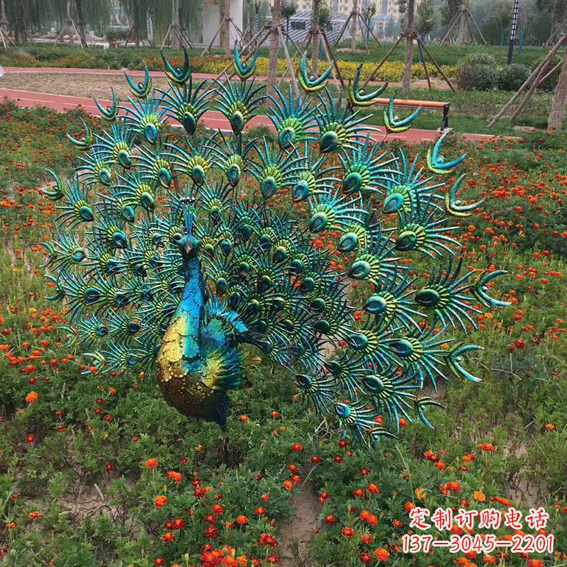 聊城不锈钢仿真孔雀雕塑传承精美绝伦