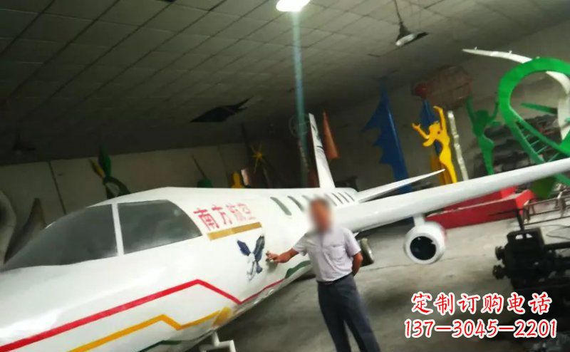 聊城不锈钢飞机雕塑精美的艺术作品