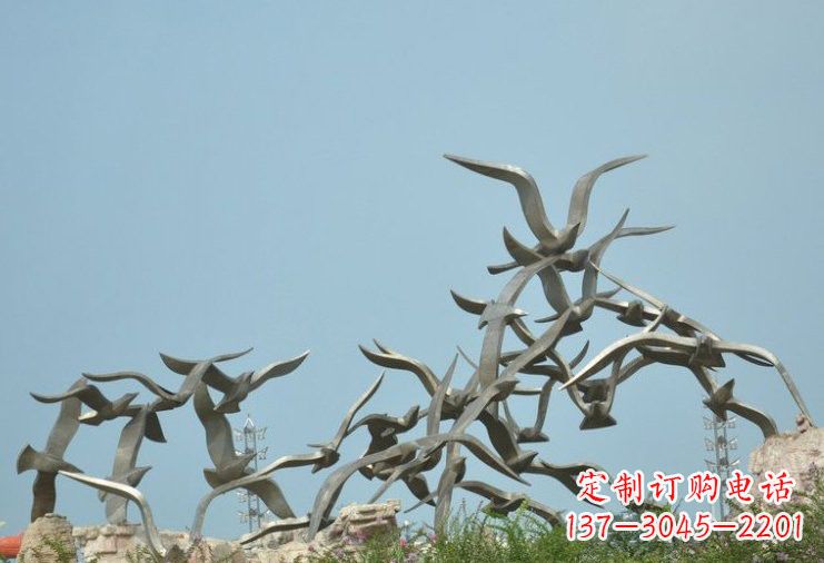 聊城不锈钢大雁雕塑一只翱翔天际的艺术品