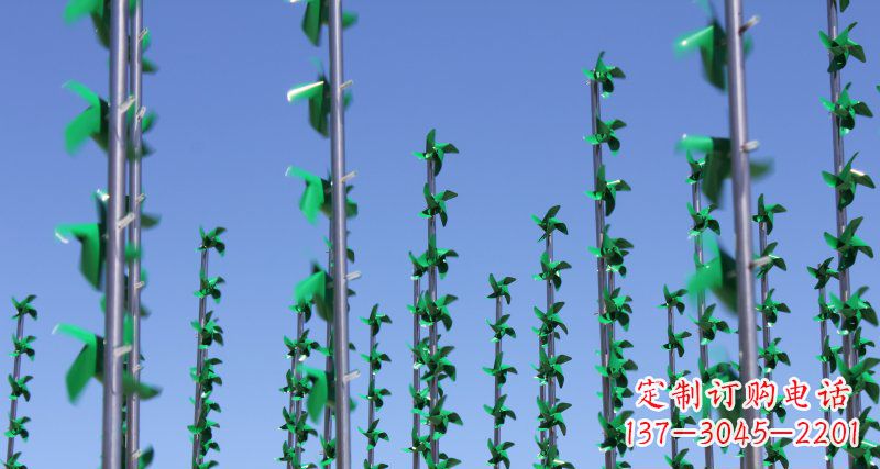 聊城螺旋风车给广场景观带来的旋转欢乐