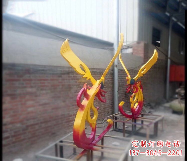 聊城凤凰雕塑美化公园景观