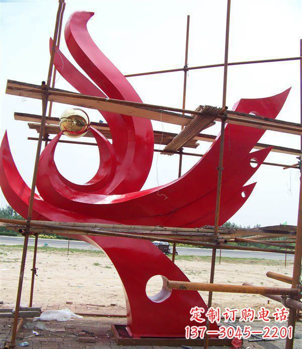 聊城凤凰展翅高飞——不锈钢凤凰明珠广场景观雕塑