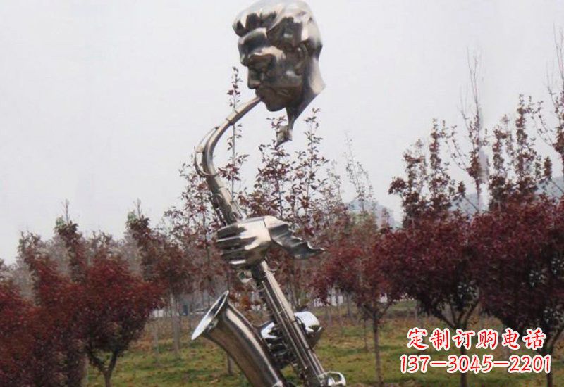 聊城不锈钢萨克斯雕塑艺术与音乐的结合