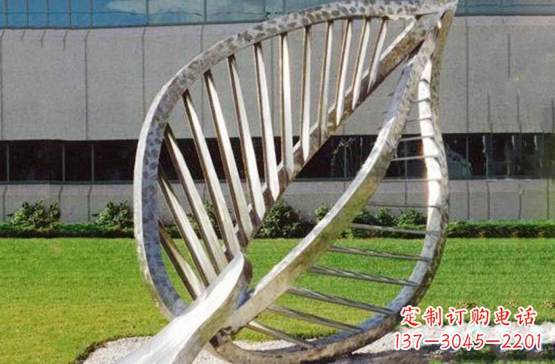 聊城不锈钢公园抽象镂空树叶雕塑——精致美丽