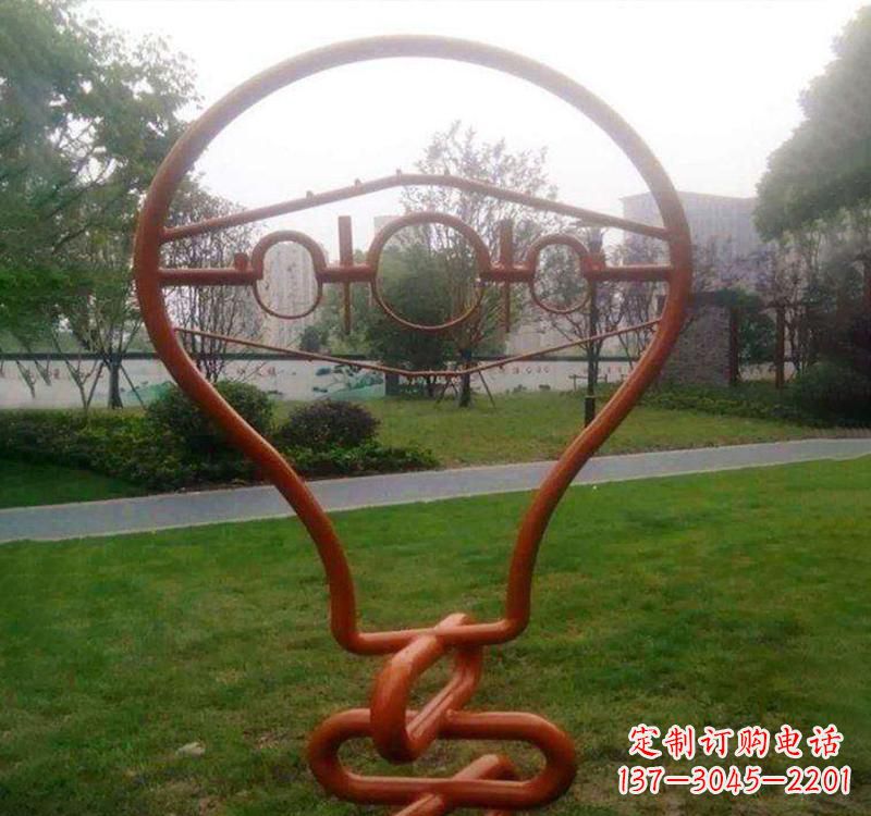 聊城不锈钢灯泡雕塑点亮城市之美