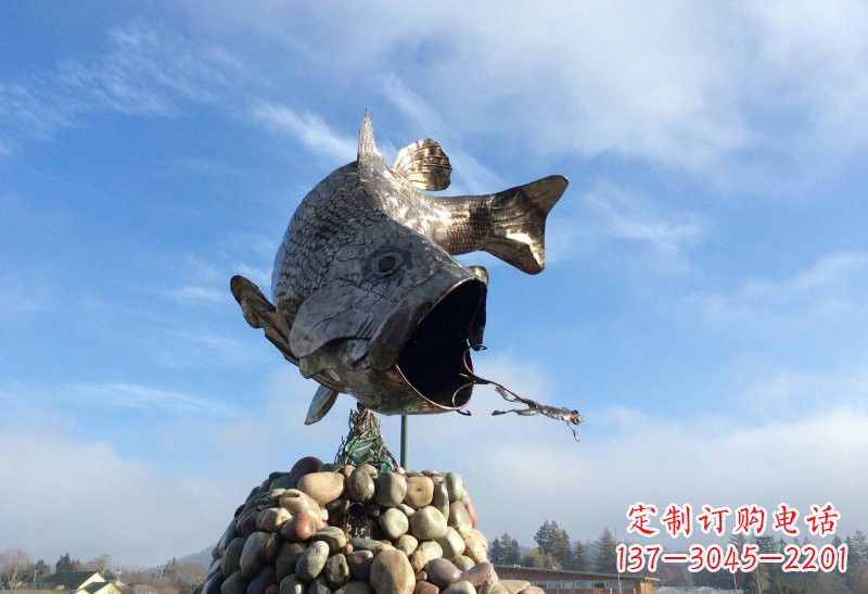 聊城不锈钢鲤鱼雕塑