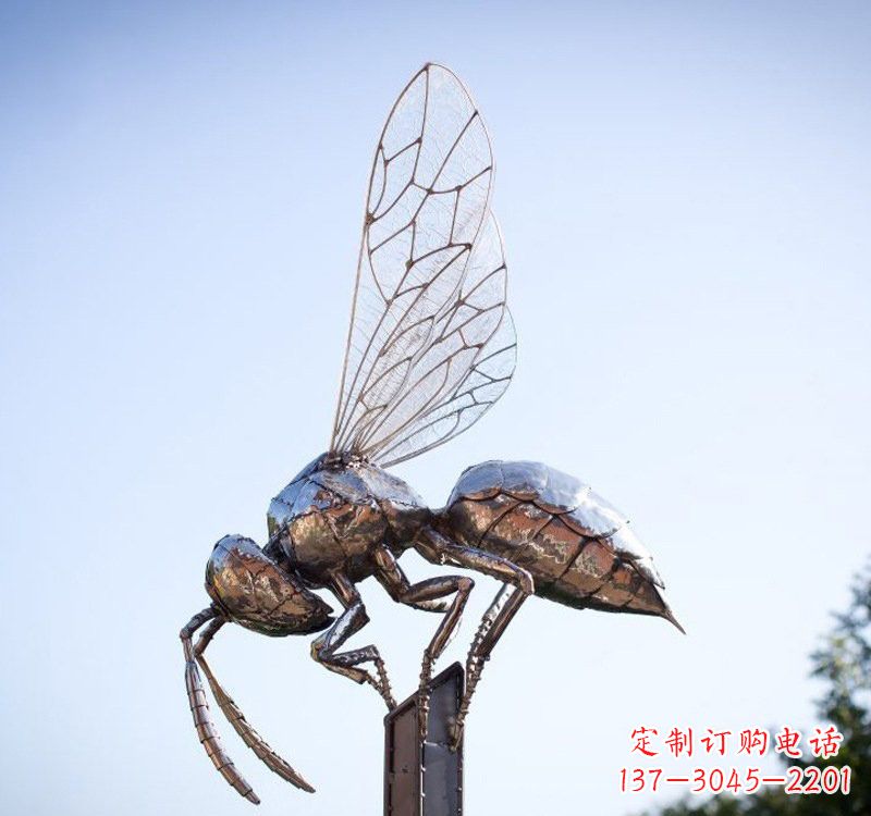 聊城不锈钢公园蜜蜂雕塑精彩纷呈的自然之美