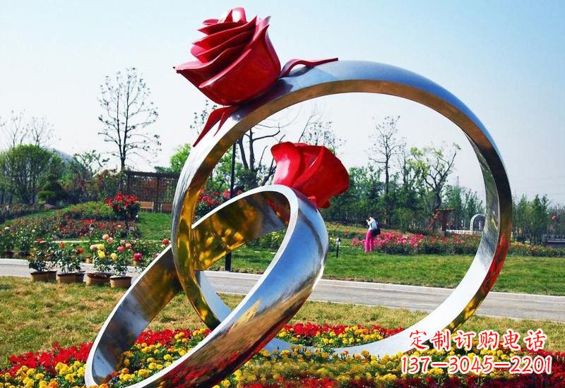 聊城不锈钢公园玫瑰花戒指雕塑精致精美的礼物