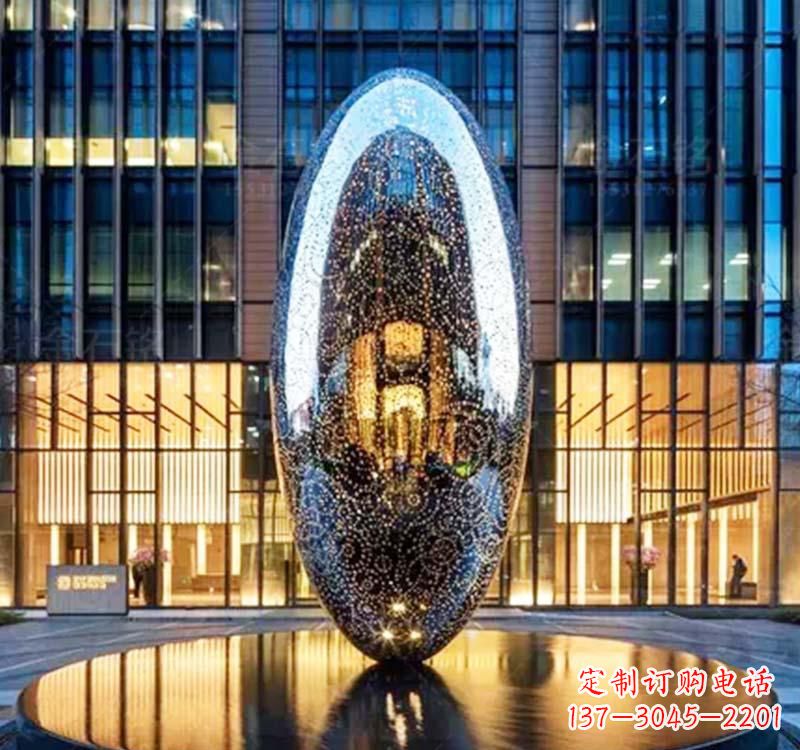 聊城不锈钢圆环雕塑抽象艺术的完美诠释
